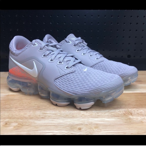 gray and pink vapormax